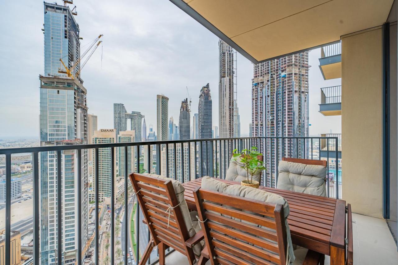 Breathtaking City Views From Dt Apt With Terrace Дубай Екстер'єр фото